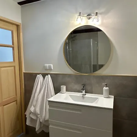 Mazurska Zagroda - Zabi Rechot - Dom - Stodola - Jacuzi-sauna Chalet