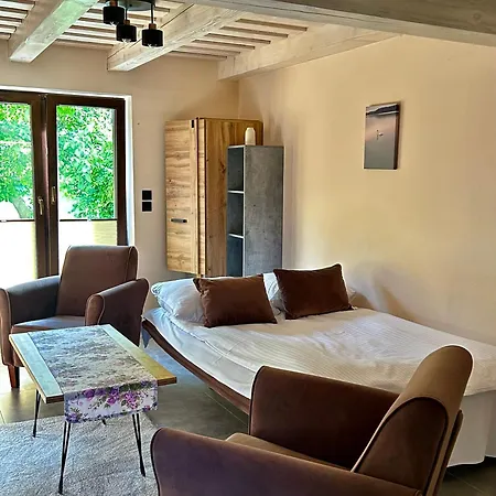 Mazurska Zagroda - Zabi Rechot - Dom - Stodola - Jacuzi-sauna Worliny