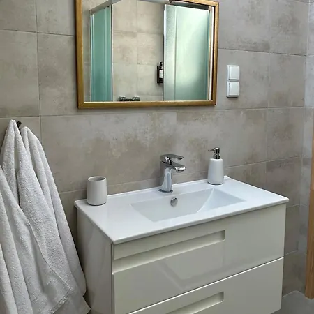 Chalet Mazurska Zagroda - Zabi Rechot - Dom - Stodola - Jacuzi-sauna Worliny