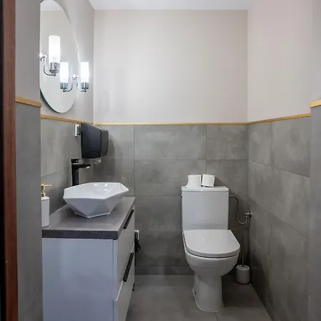 Chalet Mazurska Zagroda - Zabi Rechot - Dom - Stodola - Jacuzi-sauna Worliny
