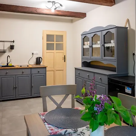Mazurska Zagroda - Zabi Rechot - Dom - Stodola - Jacuzi-sauna Chalet Worliny