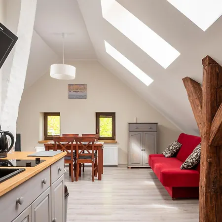 Mazurska Zagroda - Zabi Rechot - Dom - Stodola - Jacuzi-sauna Chalet Worliny