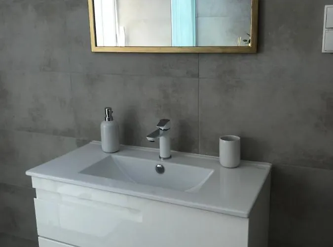 Mazurska Zagroda - Zabi Rechot - Dom - Stodola - Jacuzi-sauna Horská chata Worliny