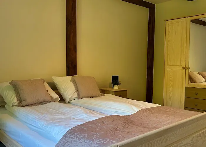 Mazurska Zagroda - Zabi Rechot - Dom - Stodola - Jacuzi-sauna Horská chata Worliny