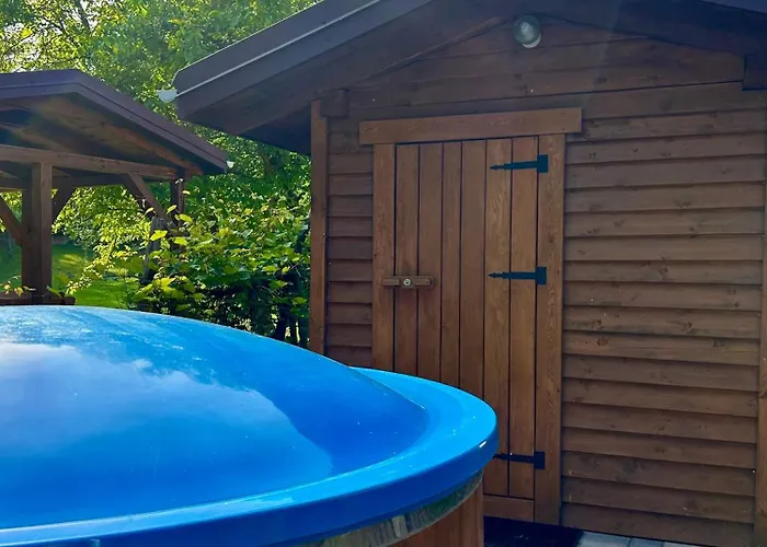 Mazurska Zagroda - Zabi Rechot - Dom - Stodola - Jacuzi-sauna Worliny